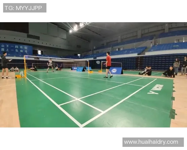 武汉羽毛球队在联合会杯中的技术表现全面解析与点评 武汉羽毛球队在联合会杯中的技术表现全面解析与点评