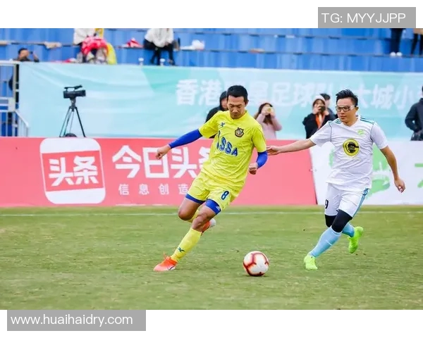 成都足球队的奋斗与荣耀：大师赛特别报道揭示突破历程