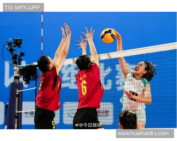 杭州排球队与深圳排球队赛后复盘团队协作的精彩瞬间与经验分享